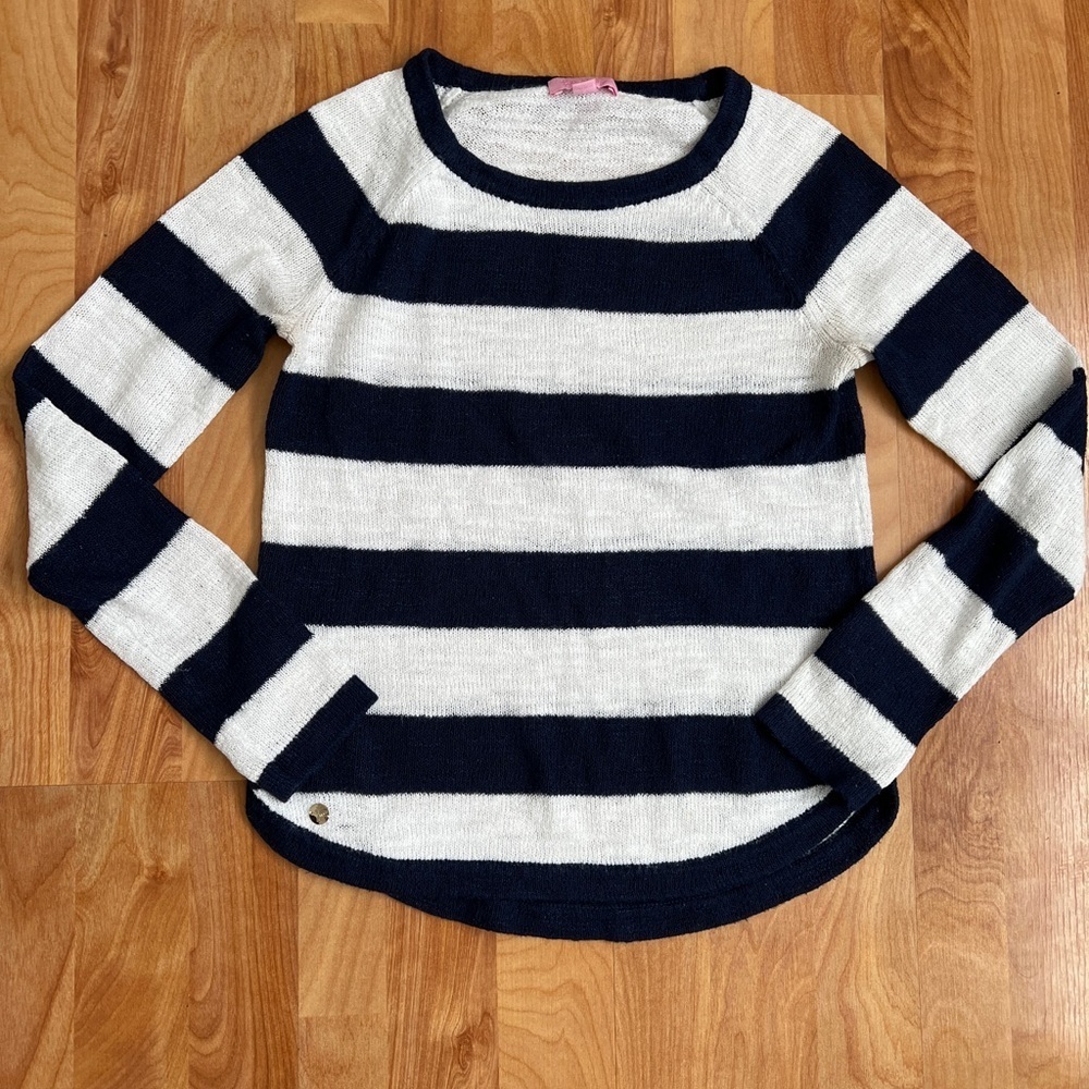 Lilly Pulitzer Striped Navy and White crew neck sweater Viscose Poly Blend sz XS